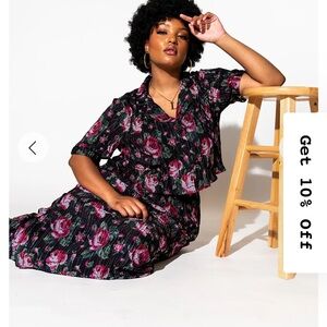 Rose Floral Silk Top - Dressed in LaLa - Size Large